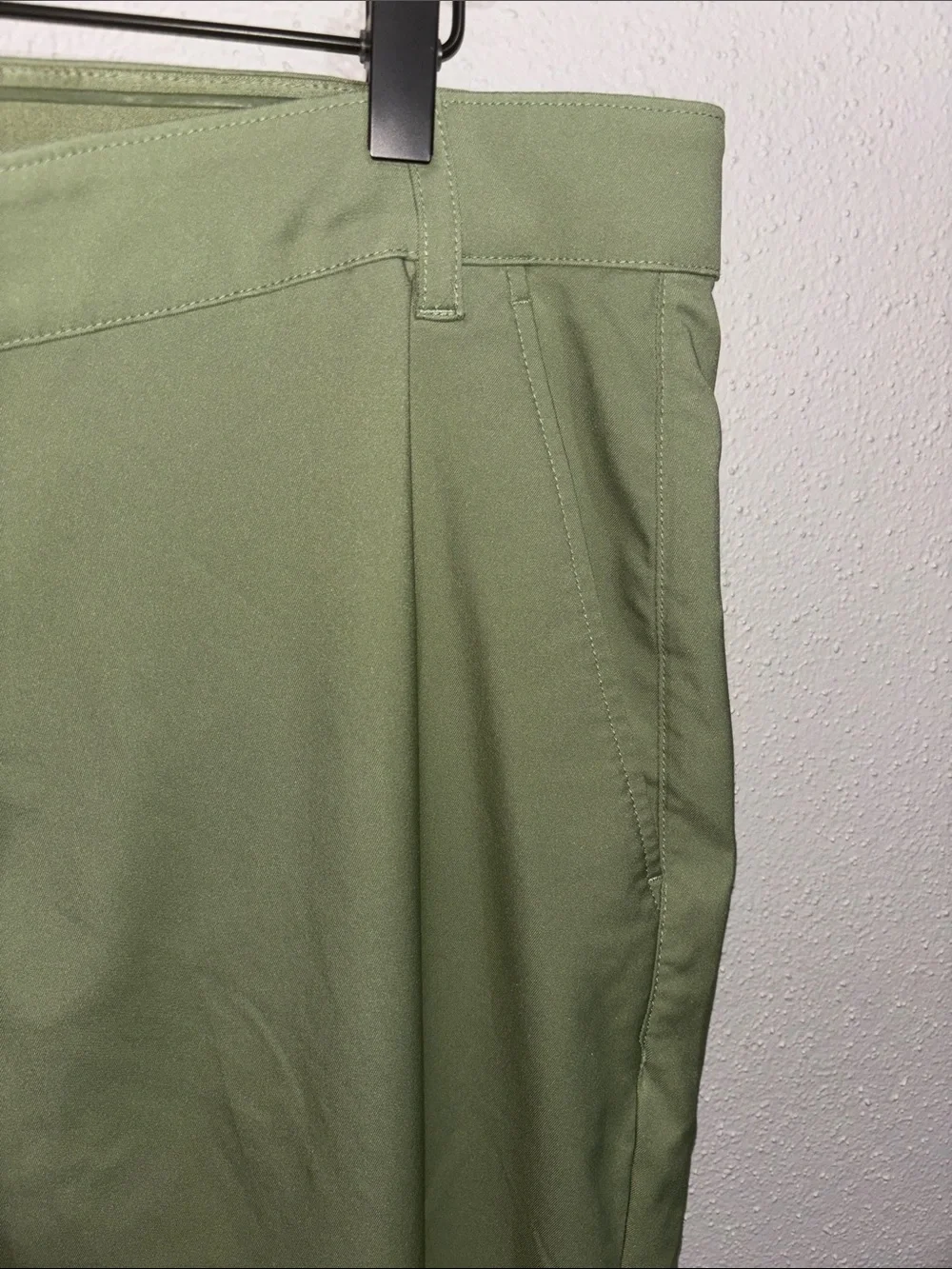 Nike Men’s Dri-Fit performance Golf pants (38x30)